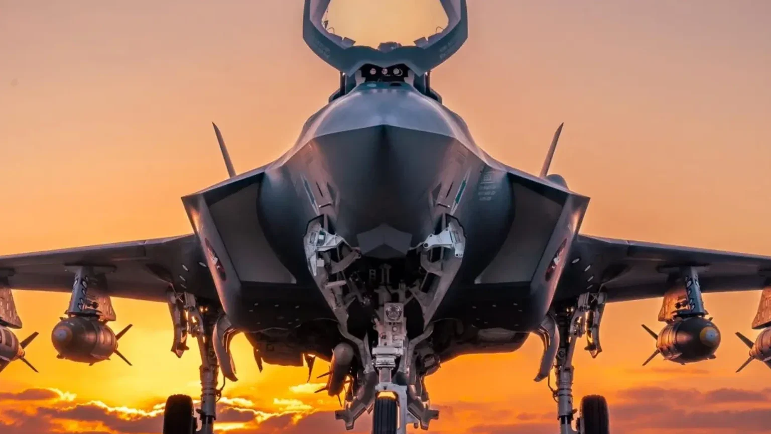 Avrupa’da F-35 eğitim merkezi kurulabileceği gündeme geldi haber görseli