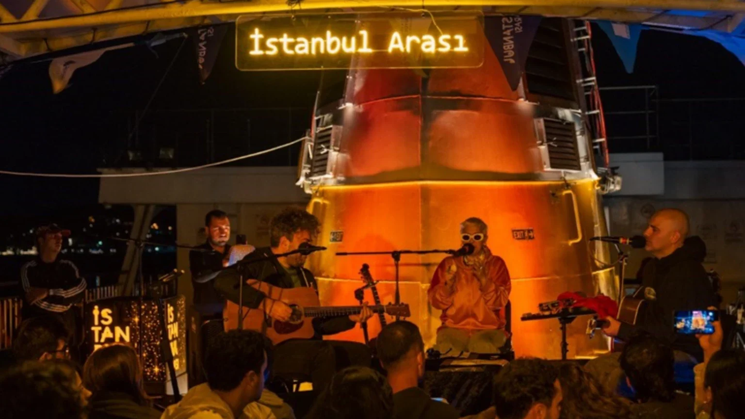İstanbul Arası, 25 Eylül’de Büyük Ev Ablukada ile Boğaz’daki son yolculuğunu gerçekleştirdi haber görseli