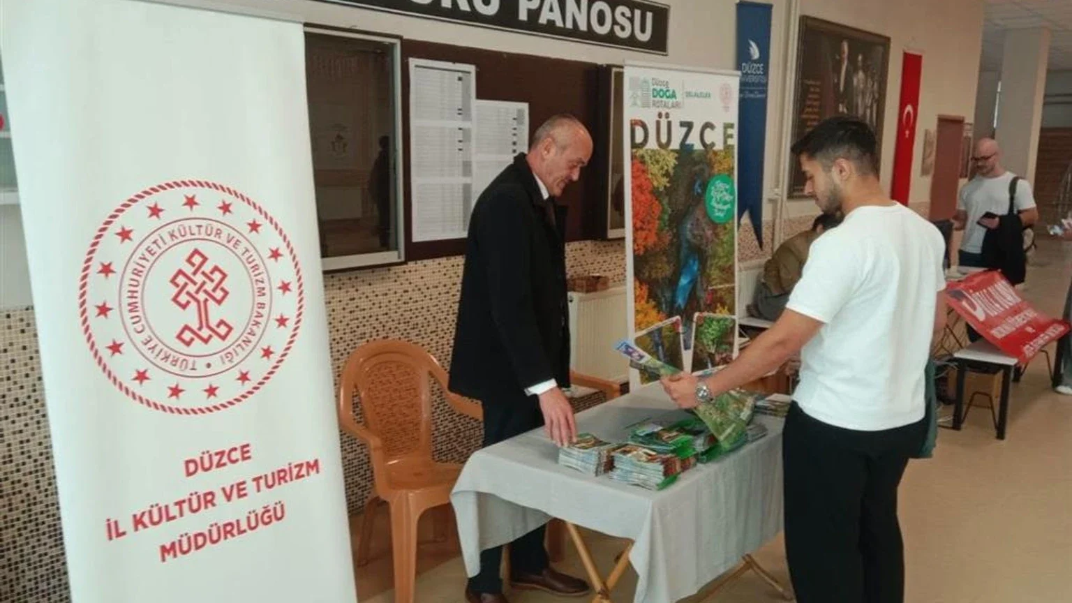 Düzce’de öğrenciler için tanıtım etkinliği: Turizm ve kültür değerleri paylaşıldı haber görseli