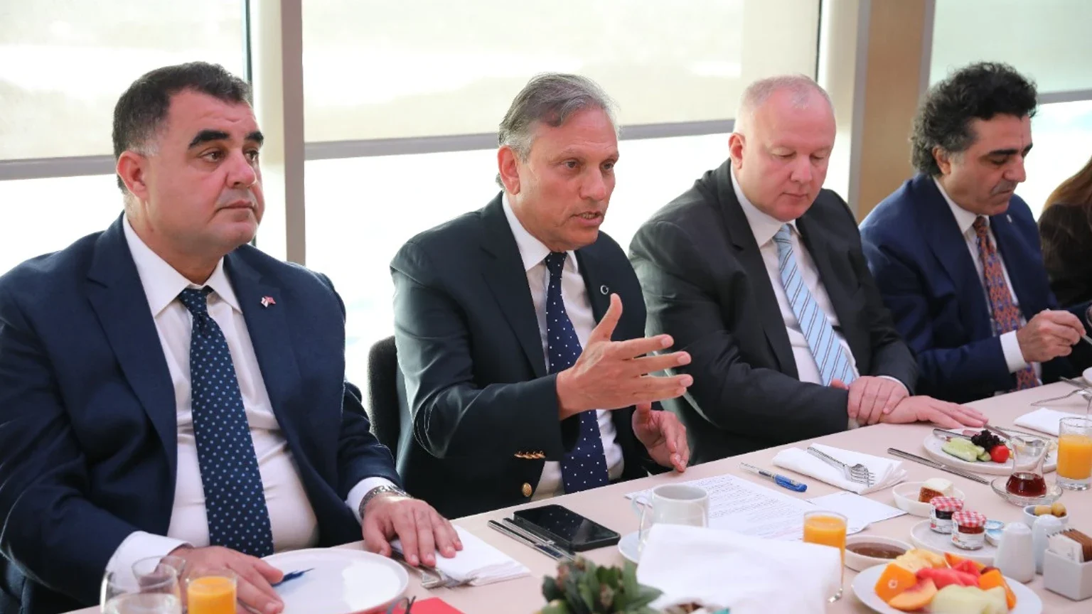 TÜRSAB Başkanı Bağlıkaya'dan çağrı: Yabancı dijital platformlara ayrıcalık tanınmasın haber görseli