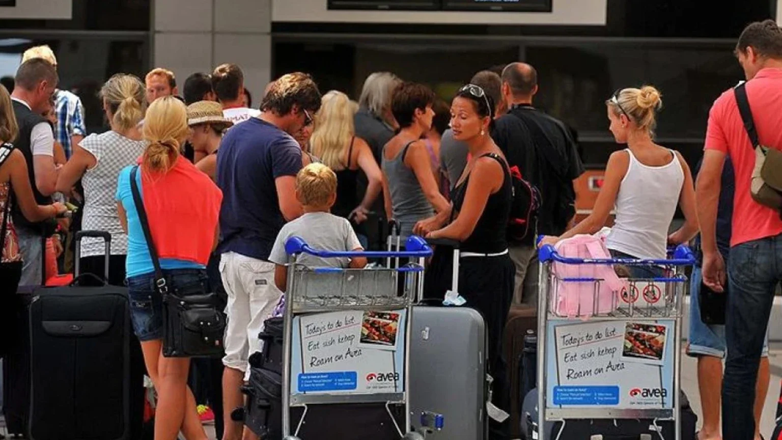 Antalya’ya gelen Rus turist sayısı arttı haber görseli
