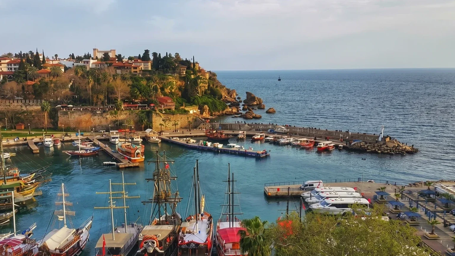 Antalya en çok ilgi gören destinasyonlar listesinde 3'üncü sıraya çıktı haber görseli