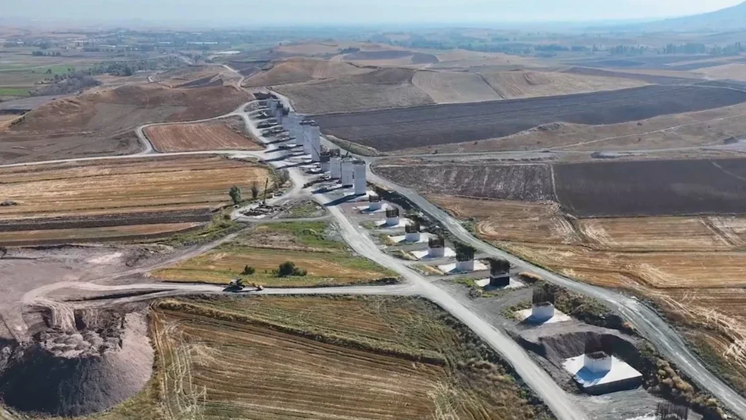 Ankara ile Samsun hızlı trenle birbirine bağlanacak: Süre 2,5 saate düşüyor haber görseli