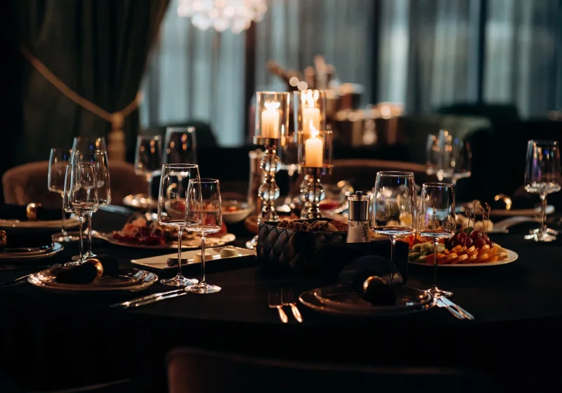 Hospitality Net, otel yemek deneyimini iyileştirerek F&B gelirlerini artırma stratejilerini açıkladı haber görseli