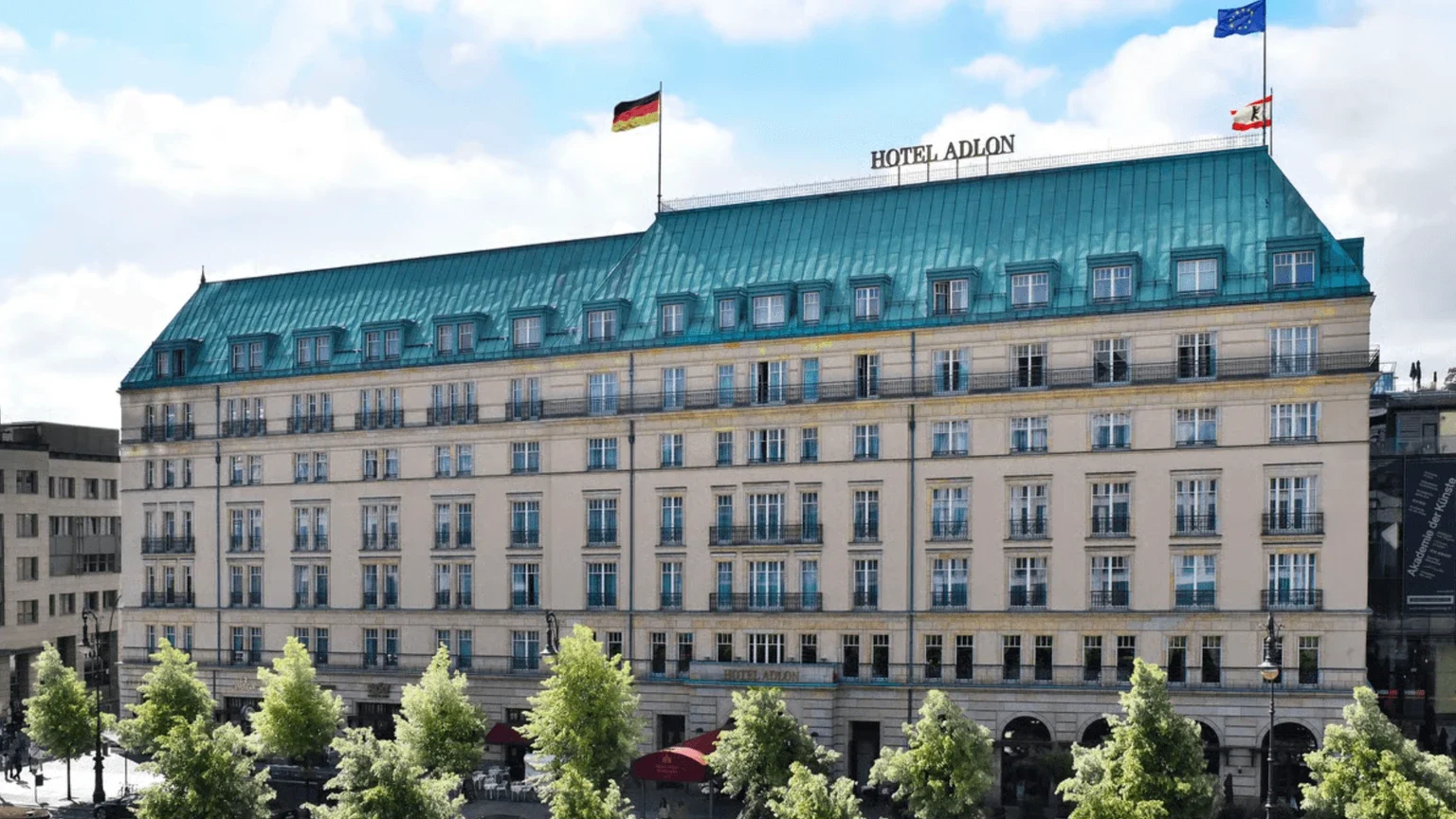 Kempinski'de CEO Barbara Muckermann ve en az altı C-suite yöneticisi görevden ayrıldı, 74 mülkiyetli lüks grup satış ihtimalini araştırıyor haber görseli