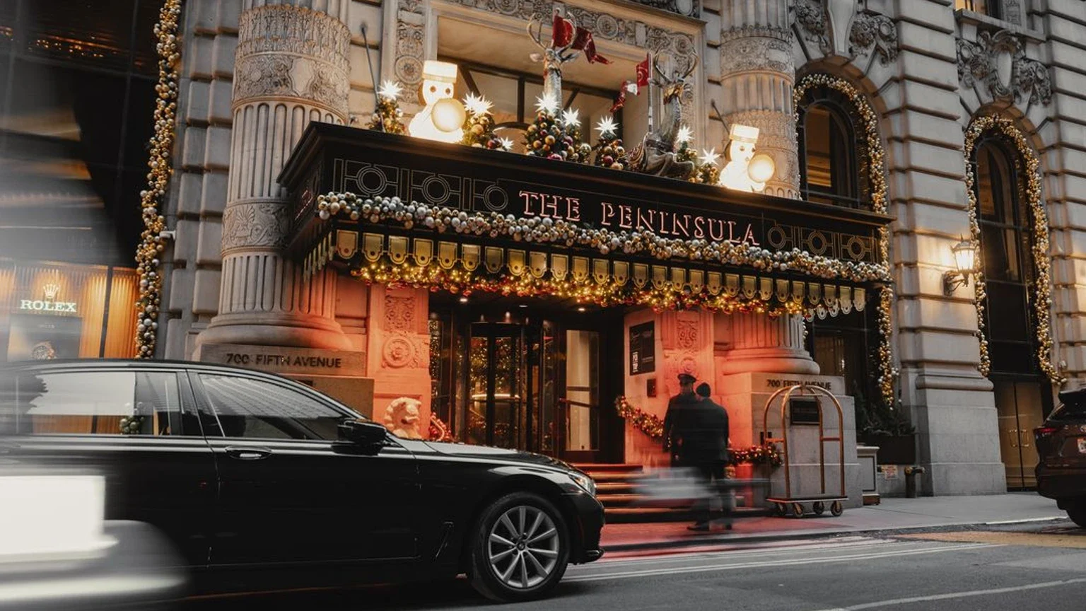 Condé Nast Traveler, Manhattan’daki 7 otelin aileler için Noel’i büyülü hale getirdiğini duyurdu haber görseli